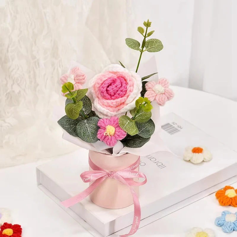 Everlasting Crochet Rose Bouquet by Valenic